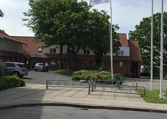 Idraetscenter Jammerbugt 旅馆 *